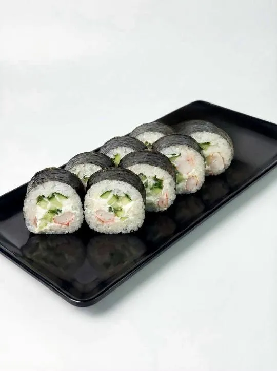 Ролл с креветкой